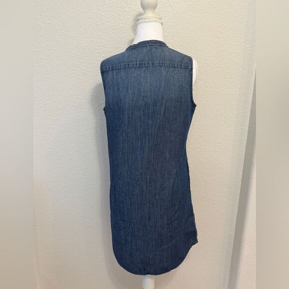 Eddie Bauer Women’s Sleeveless Denim Dress - Picture 3 of 5